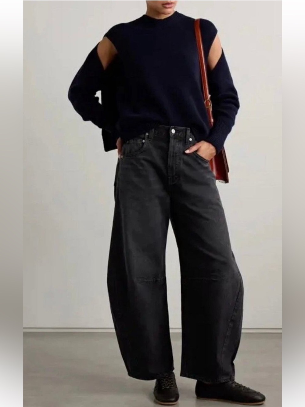Citizens Of Humanity Jeans Horseshoe Barrel Leg Wide Leg in Andreas Black - Picture 2 of 9